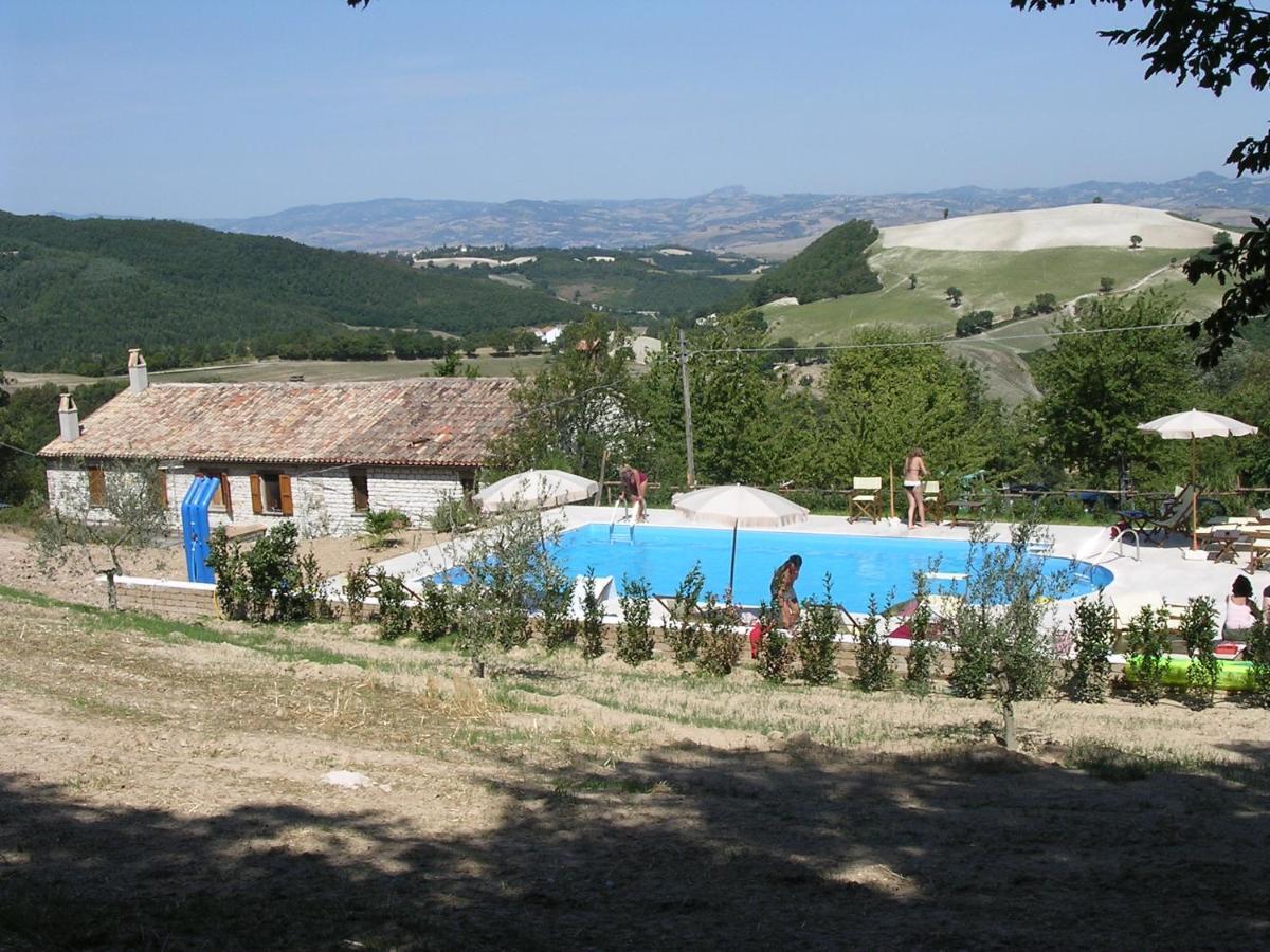 Agriturismo Girolomoni - Locanda Isola del Piano Exteriér fotografie